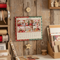 Calendrier avec spirale accroché au mur